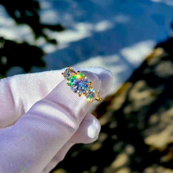 Solid 14k gold 3ct moissanite ring - Picture 4 of 15